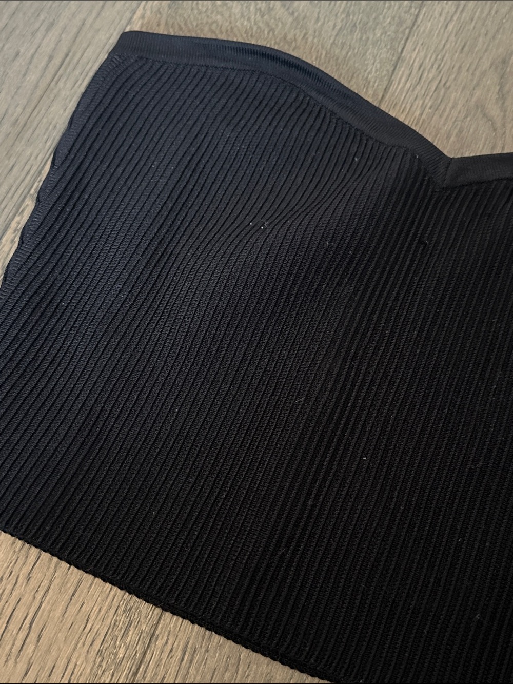 Babaton Ribbed Tube Top - Picture 3 of 3
